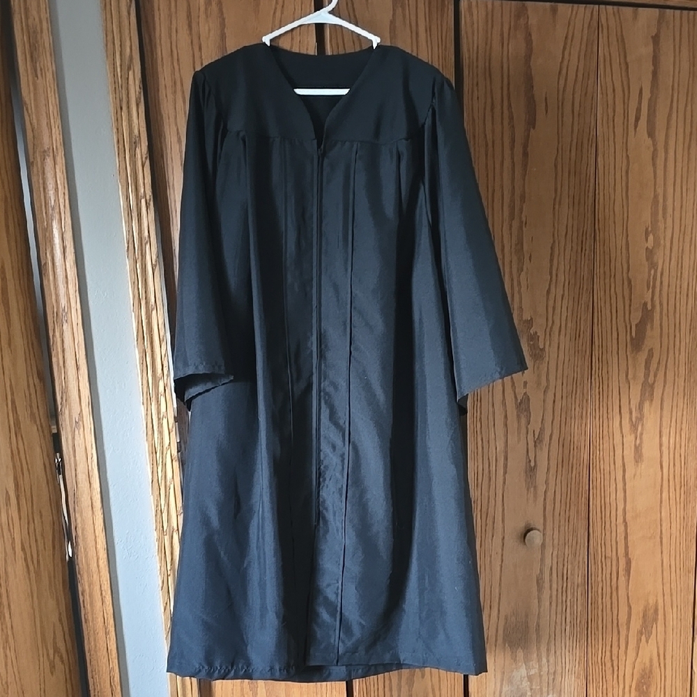 Black Graduation Gown